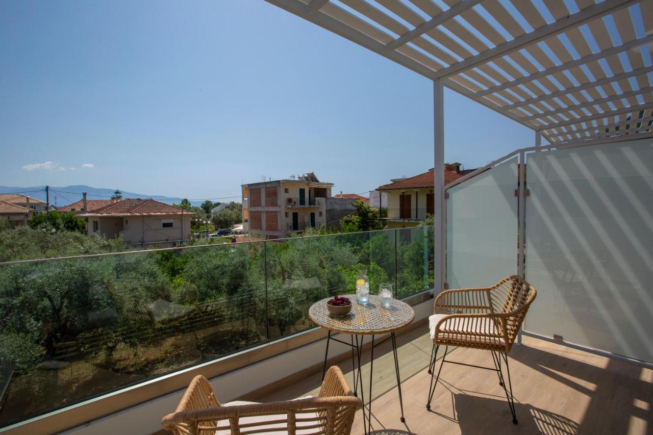 Elianthi Luxury Apartments Nikiana Exterior photo